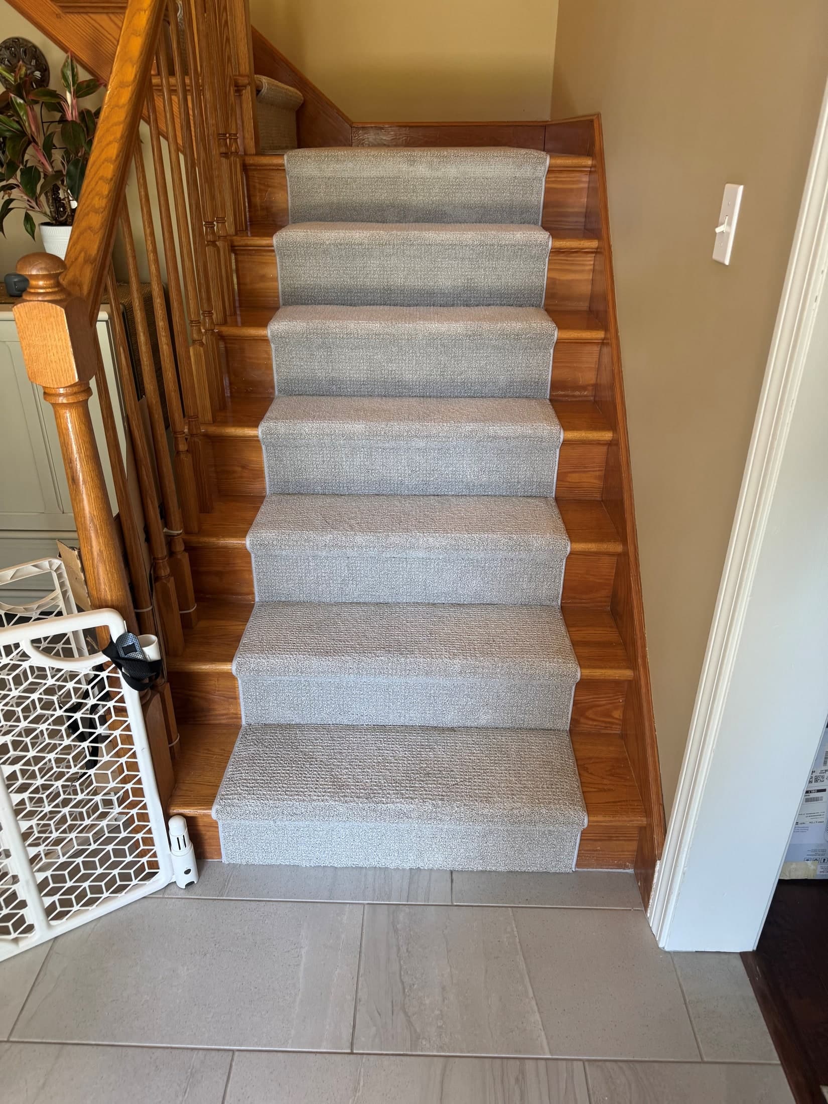 Bound Engineered Floors Pinpoint carpet runner in Fieldcrest on wooden stairs with exposed wood along both sides